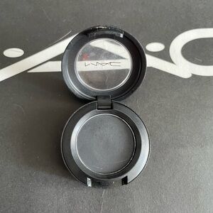 MAC Eyeshadow in Nehru (Discontinued)
